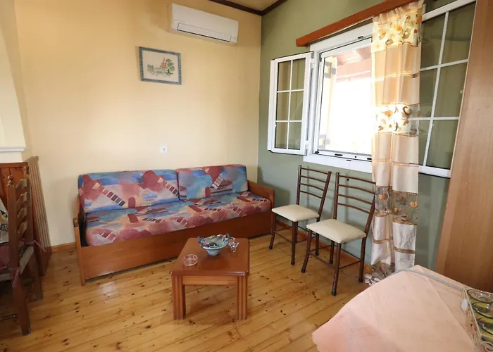 Antigone Apartments